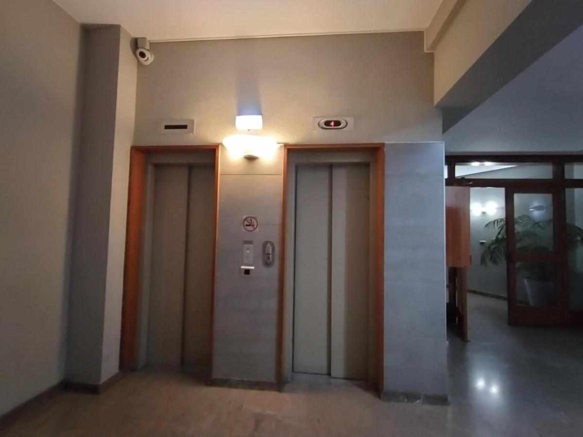 Apartamenticos Plaza Del Pilar III Zaragoza Exterior foto