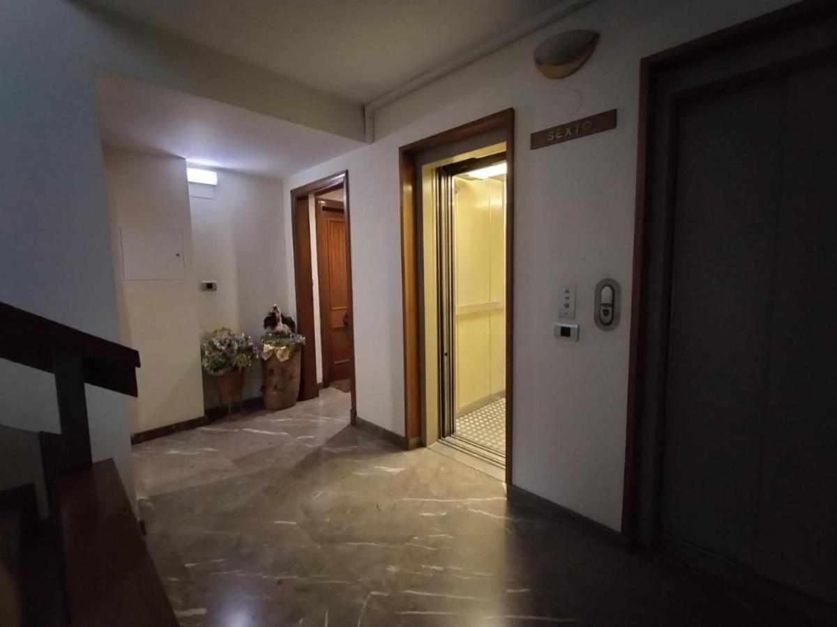 Apartamenticos Plaza Del Pilar III Zaragoza Exterior foto
